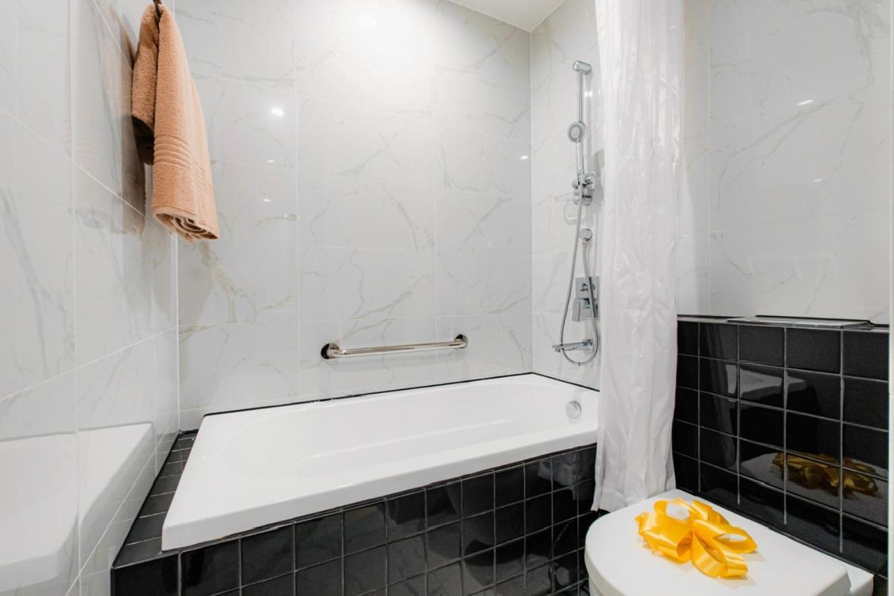 הו צ'י מין סיטי Zenity Luxury Apartment In District 1 Since 2024 מראה חיצוני תמונה